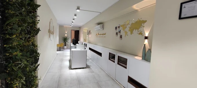 کلینیک کاشت مو مدرن در تهران | سریعترین راه پیدا کردن کلینیک مدرن